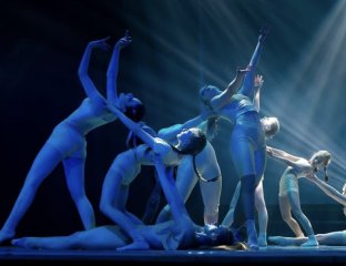 Зажигай с «Революцией танца»