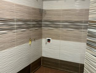 На Набережной