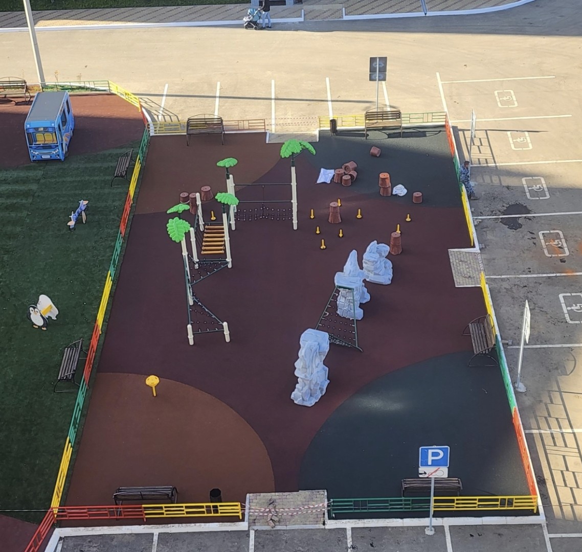 Оборудование и 3D-фигуры для спортивных площадок